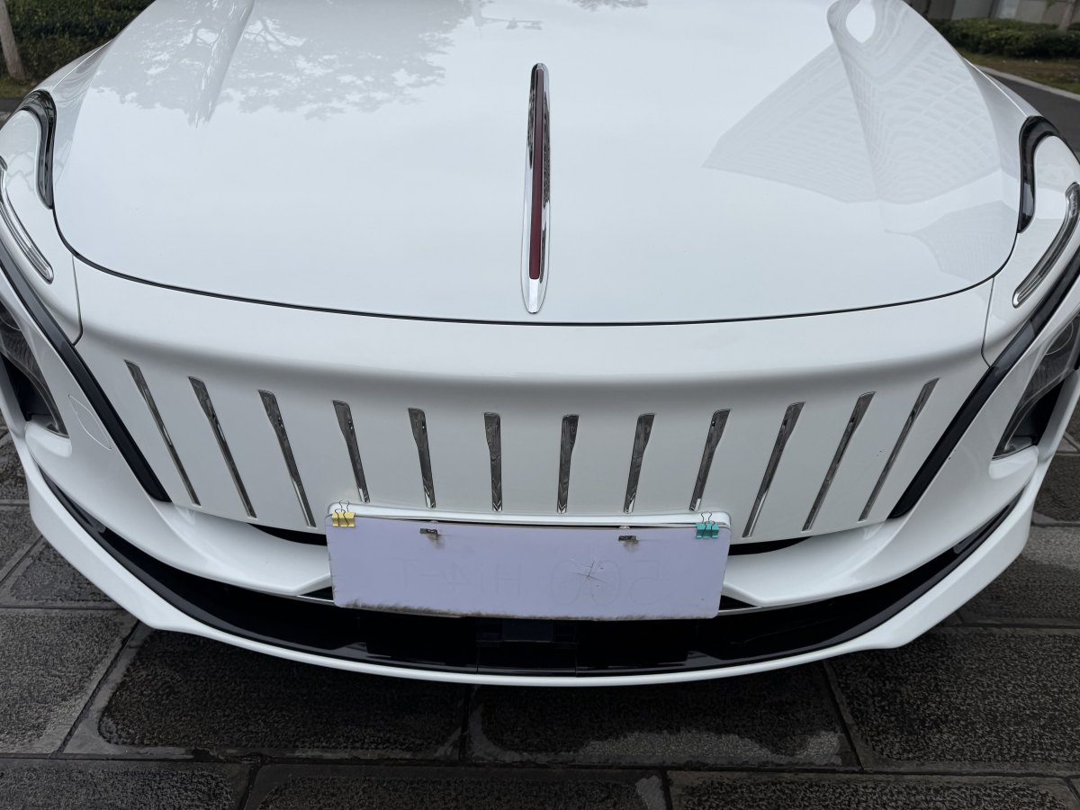 HongQi E-QM5 2024 car image #29