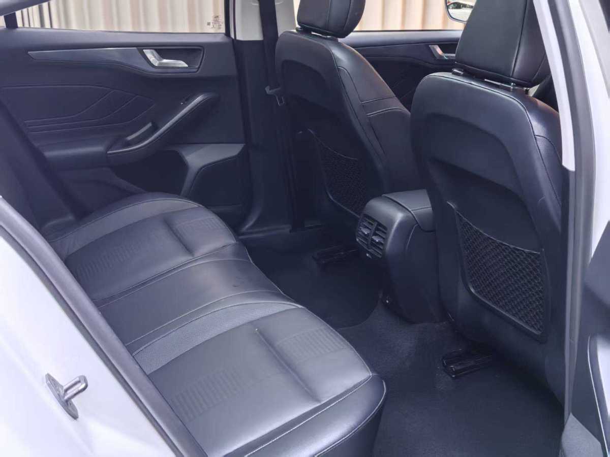 Ford Focus Active 2019 immagine di auto #29