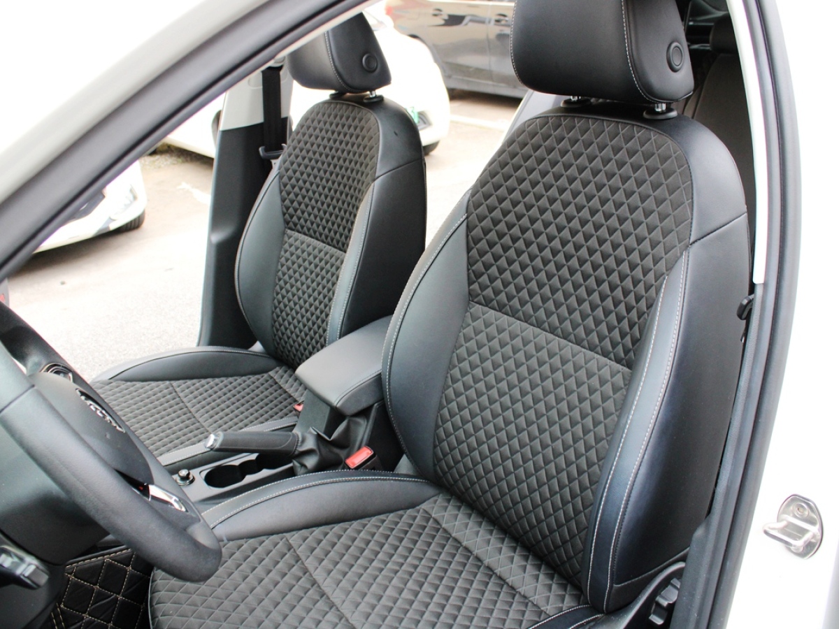 Skoda Octavia 2020 car image #29