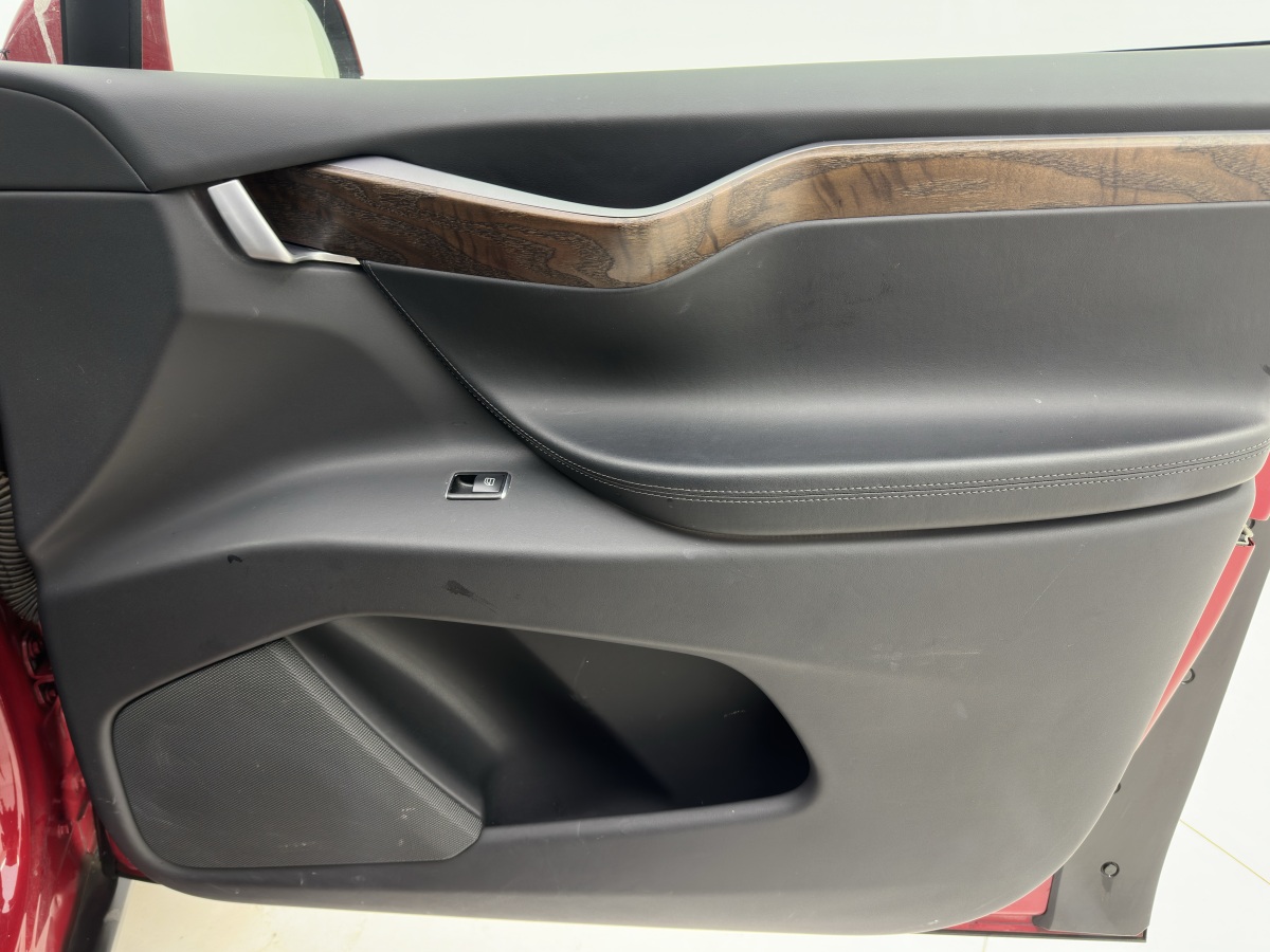 特斯拉 Model X 2018 汽车图片 #29