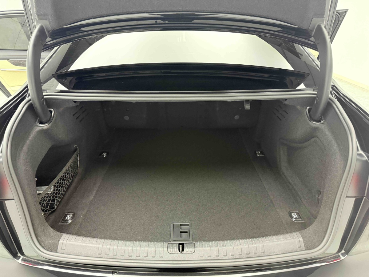 Audi A6L 2021 #29 Audi A6L 2021 car image #29