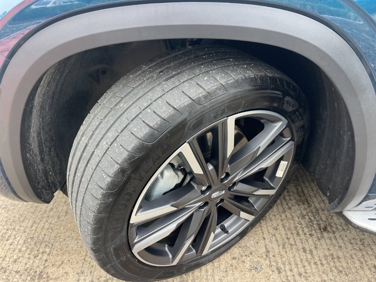 GEELY Monjaro 2022 immagine di auto #29