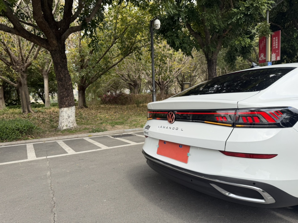 Volkswagen Lamando 2024 car image #29