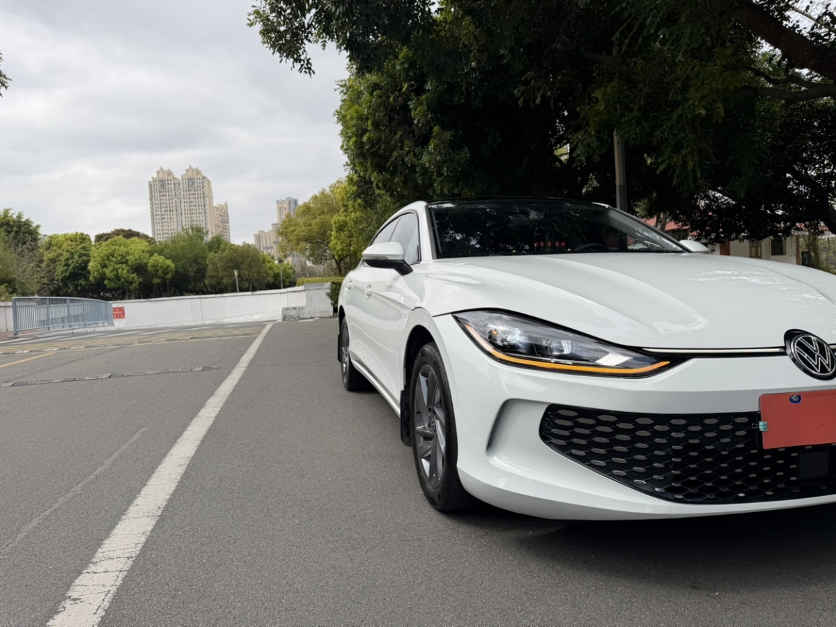 Volkswagen Lamando 2024 car image #29