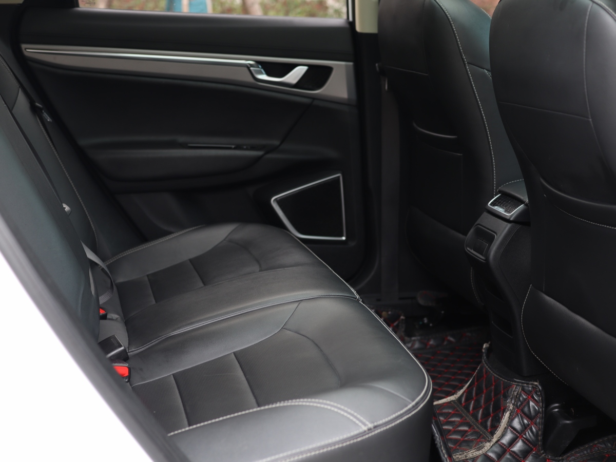 GEELY 2019 #29 GEELY 2019 car image #29