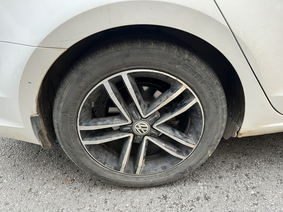 Volkswagen Lamando 2019 car image #29