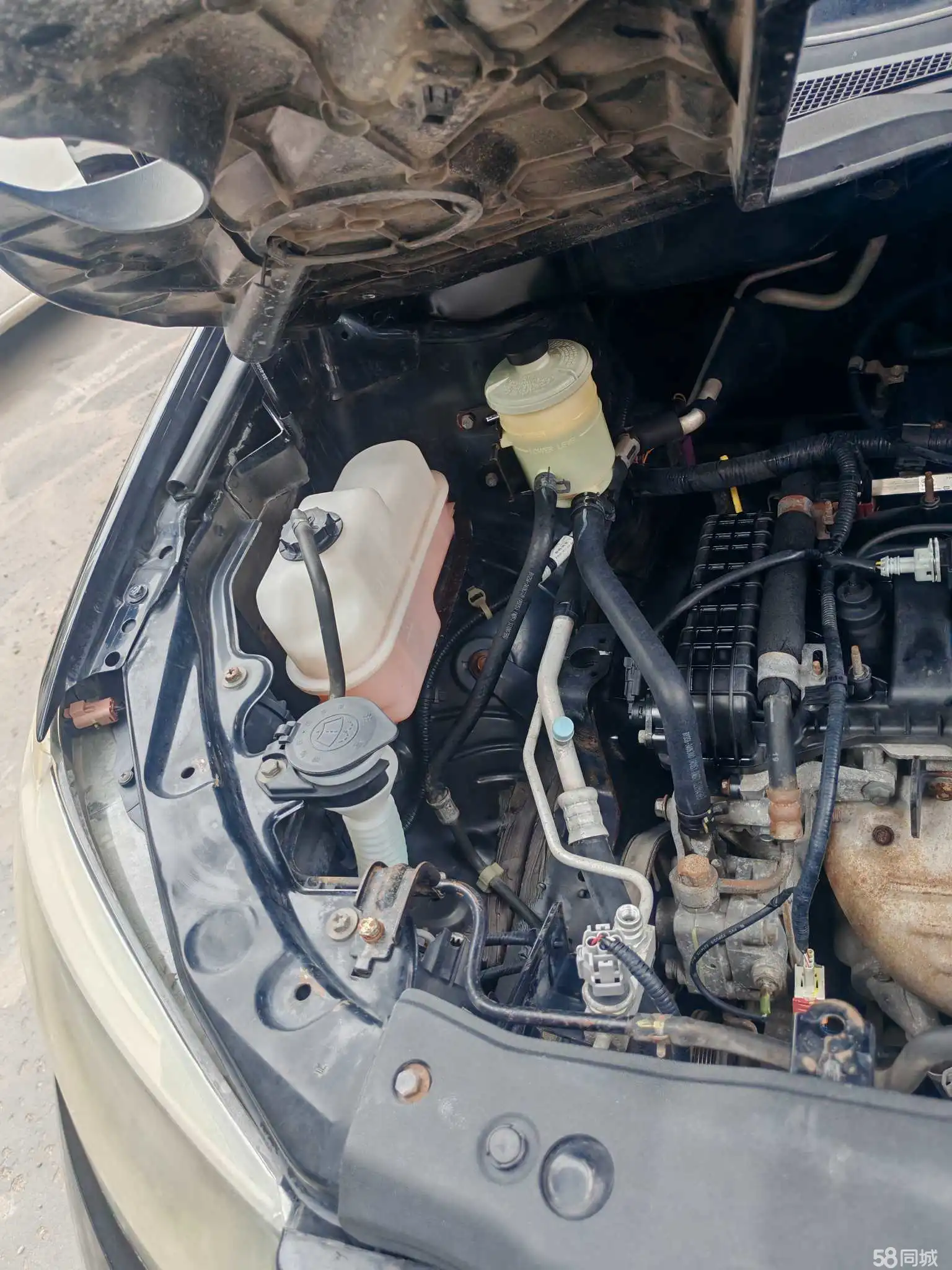 BYD S6 2013 car image #29