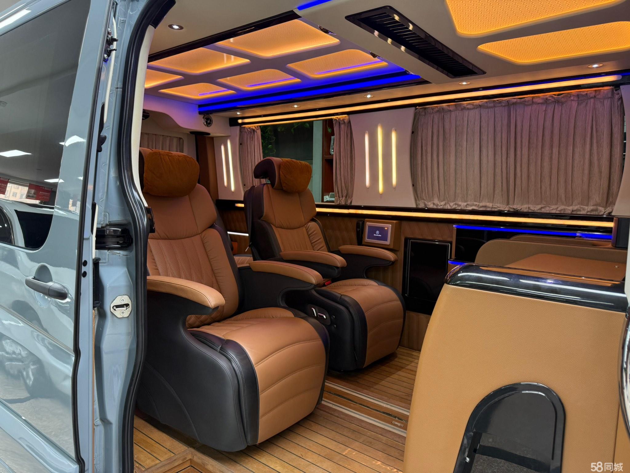 Mercedes-Benz Sprinter 2017 #29 Mercedes-Benz Sprinter 2017 car image #29