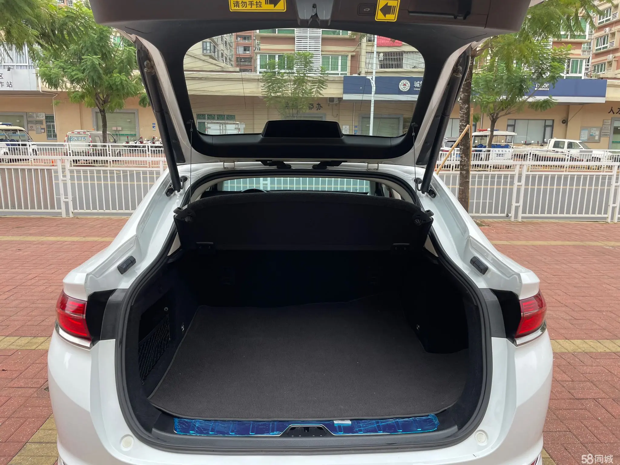 GEELY Tugella 2019 car image #29