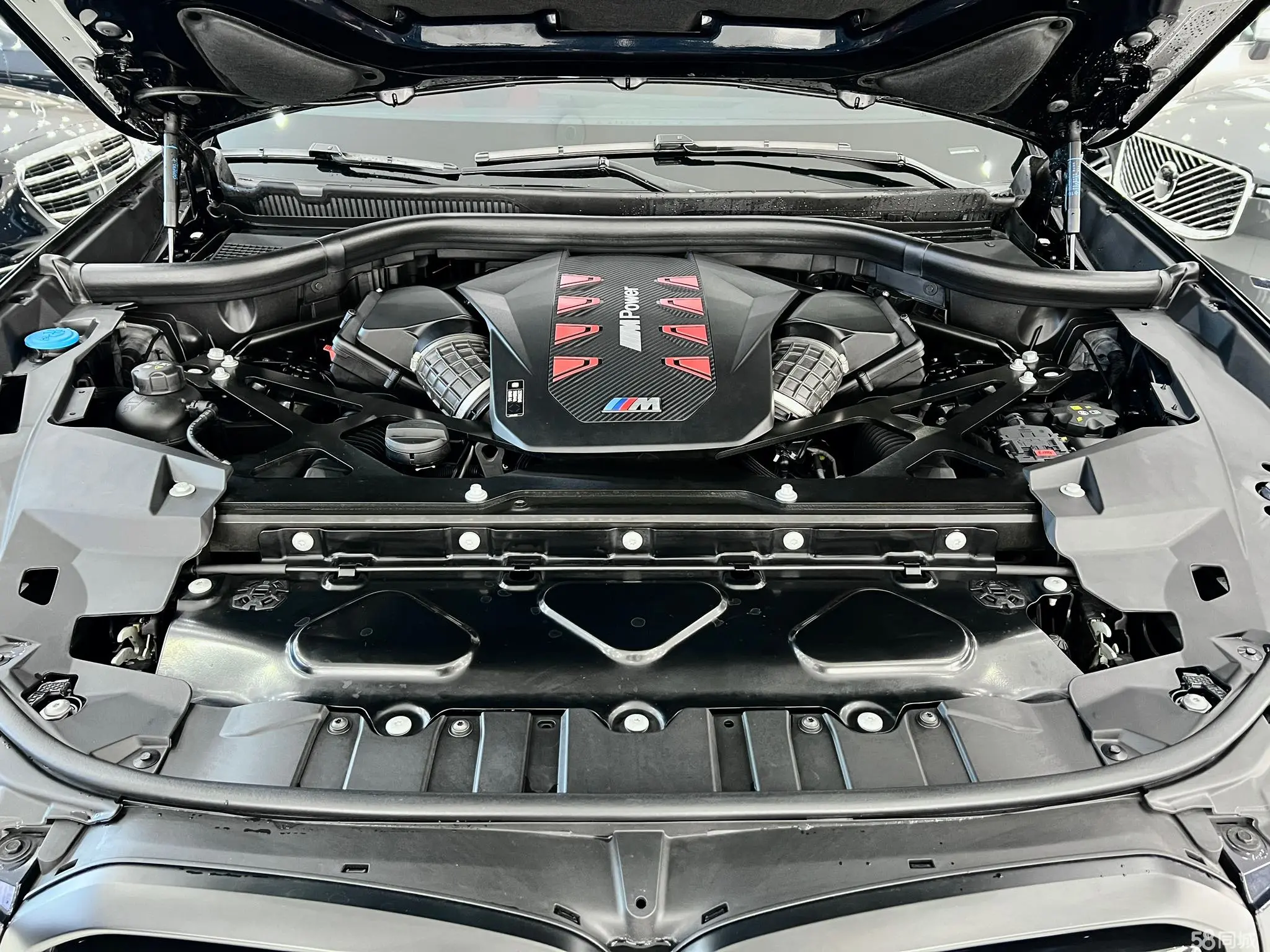 BMW X5 M 2025 car image #29