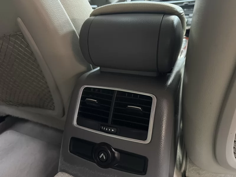 Audi A6 2019 car image #29