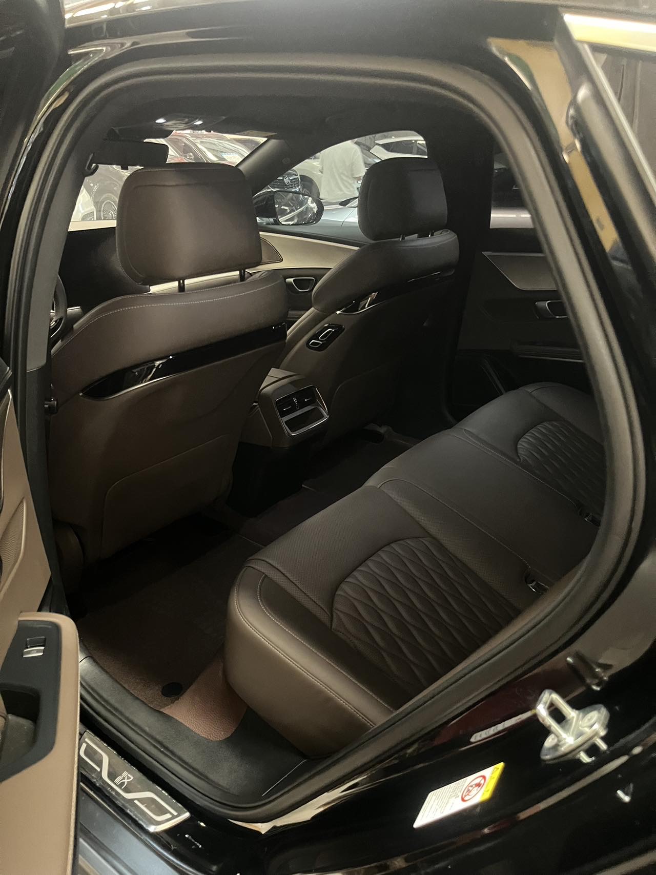 BYD Han 2024 car image #5