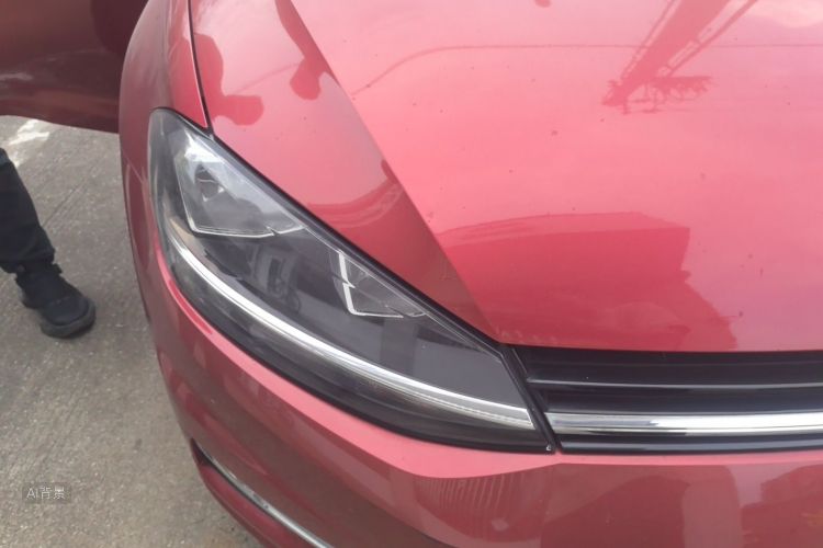 Volkswagen Golf 2019 car image #8