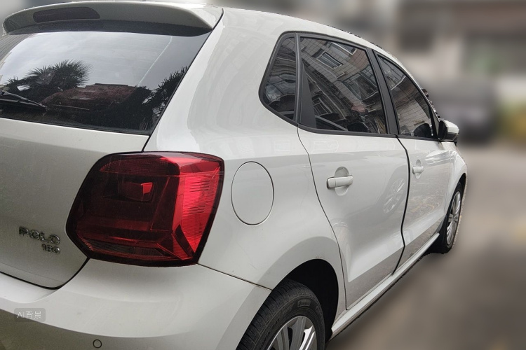 Volkswagen Polo 2019 car image #7