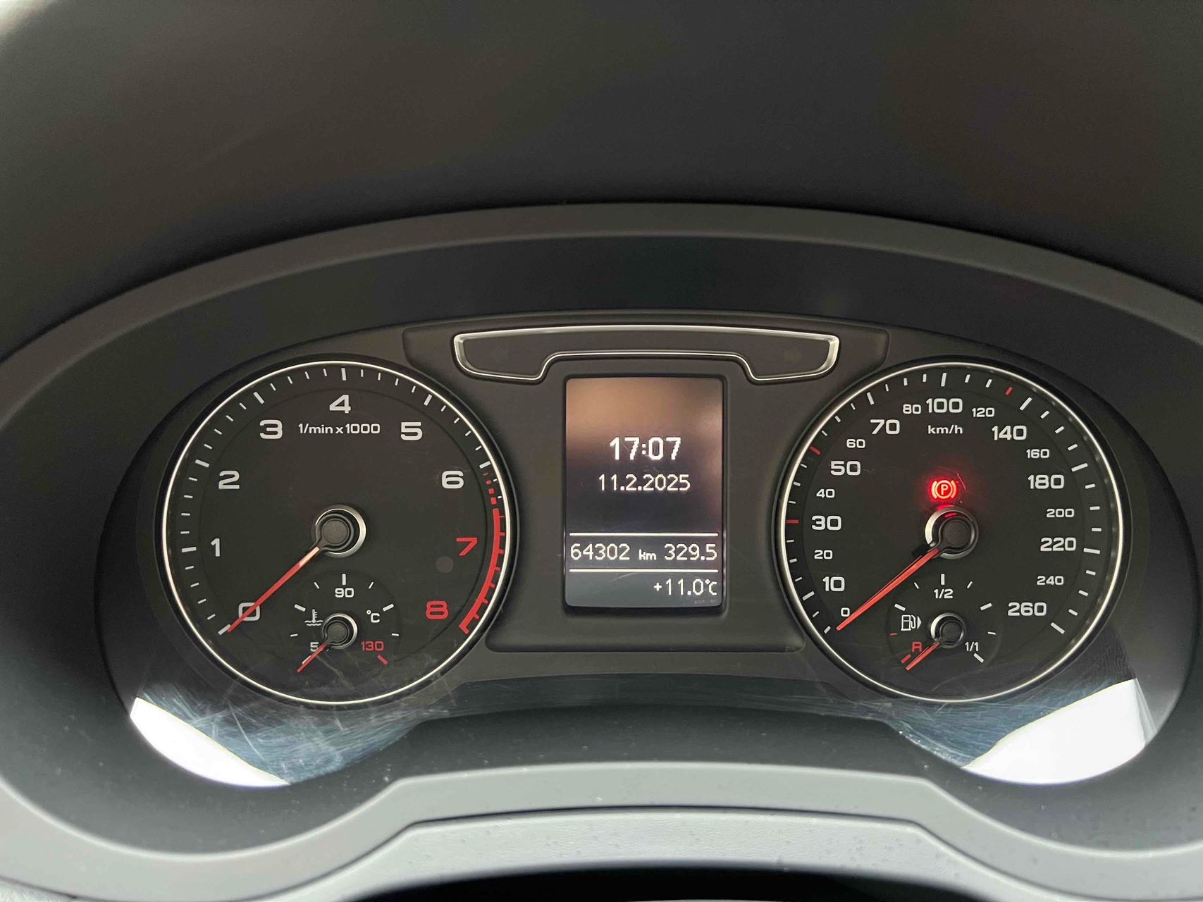 Audi Q3 2019 #9 Audi Q3 2019 car image #9