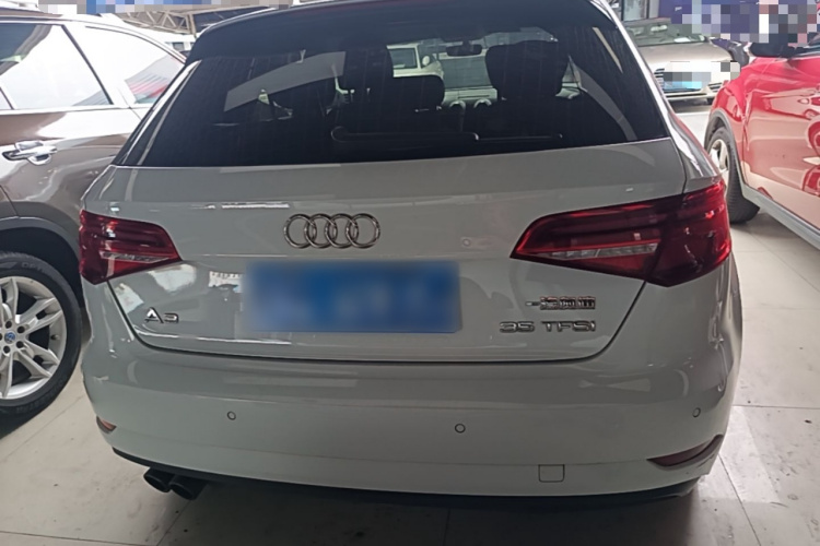 Audi A3 2019 immagine di auto #6