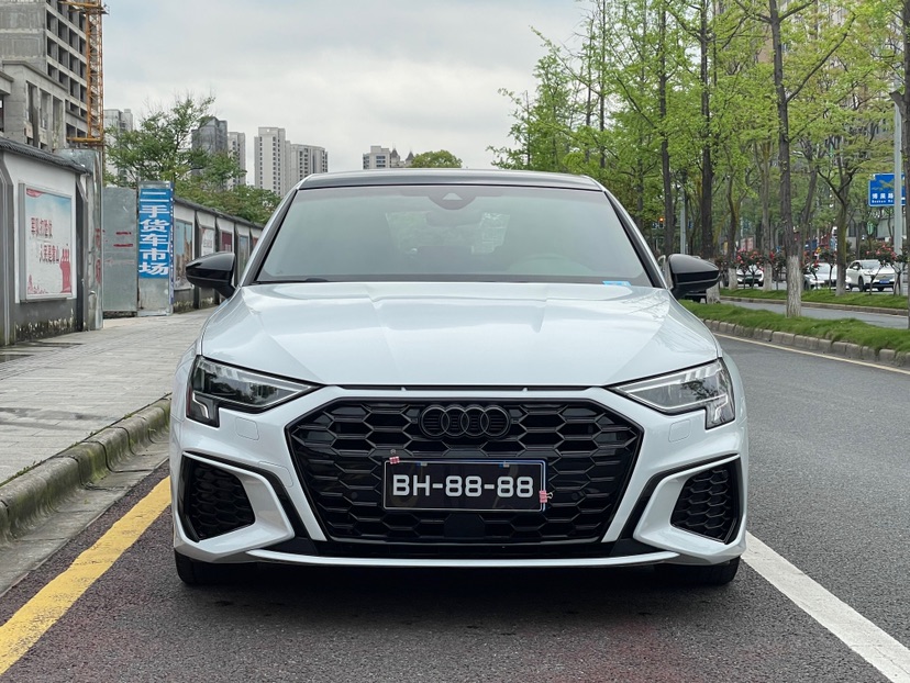 Audi A3 2021 car image #2