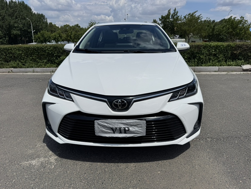Toyota Corolla 2023 immagine di auto #2