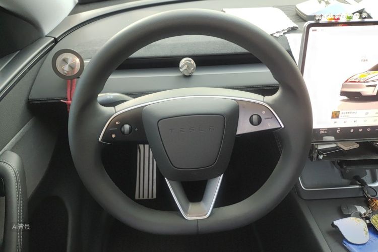 Tesla Model Y 2025 #12 Tesla Model Y 2025 car image #12