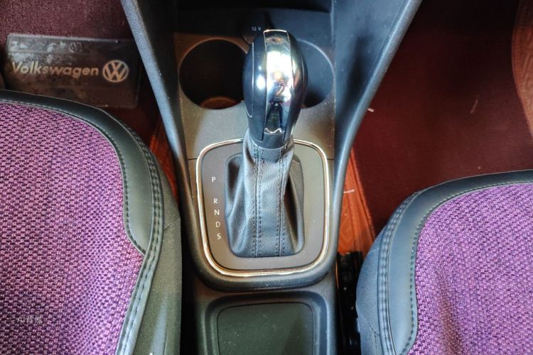 Volkswagen Polo 2019 car image #16