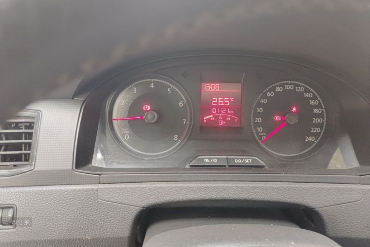Volkswagen Santana 2017 immagine di auto #14