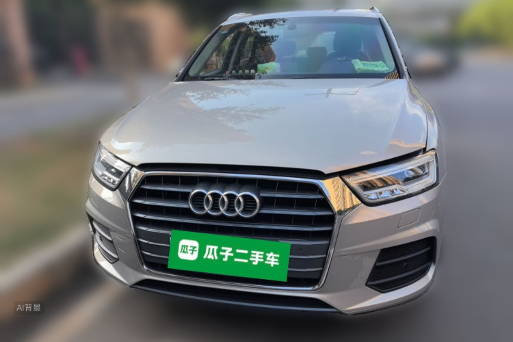 Audi Q3 2019 car image #3