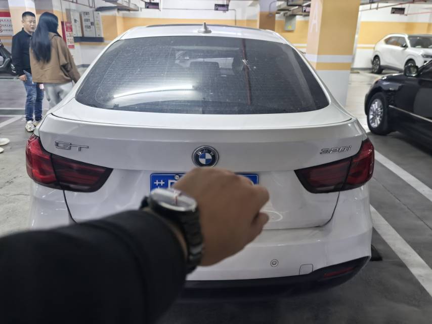 BMW 3 Series GT 2020 car image #3