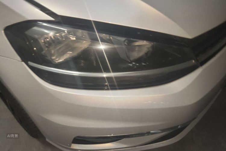 Volkswagen Golf 2018 car image #8