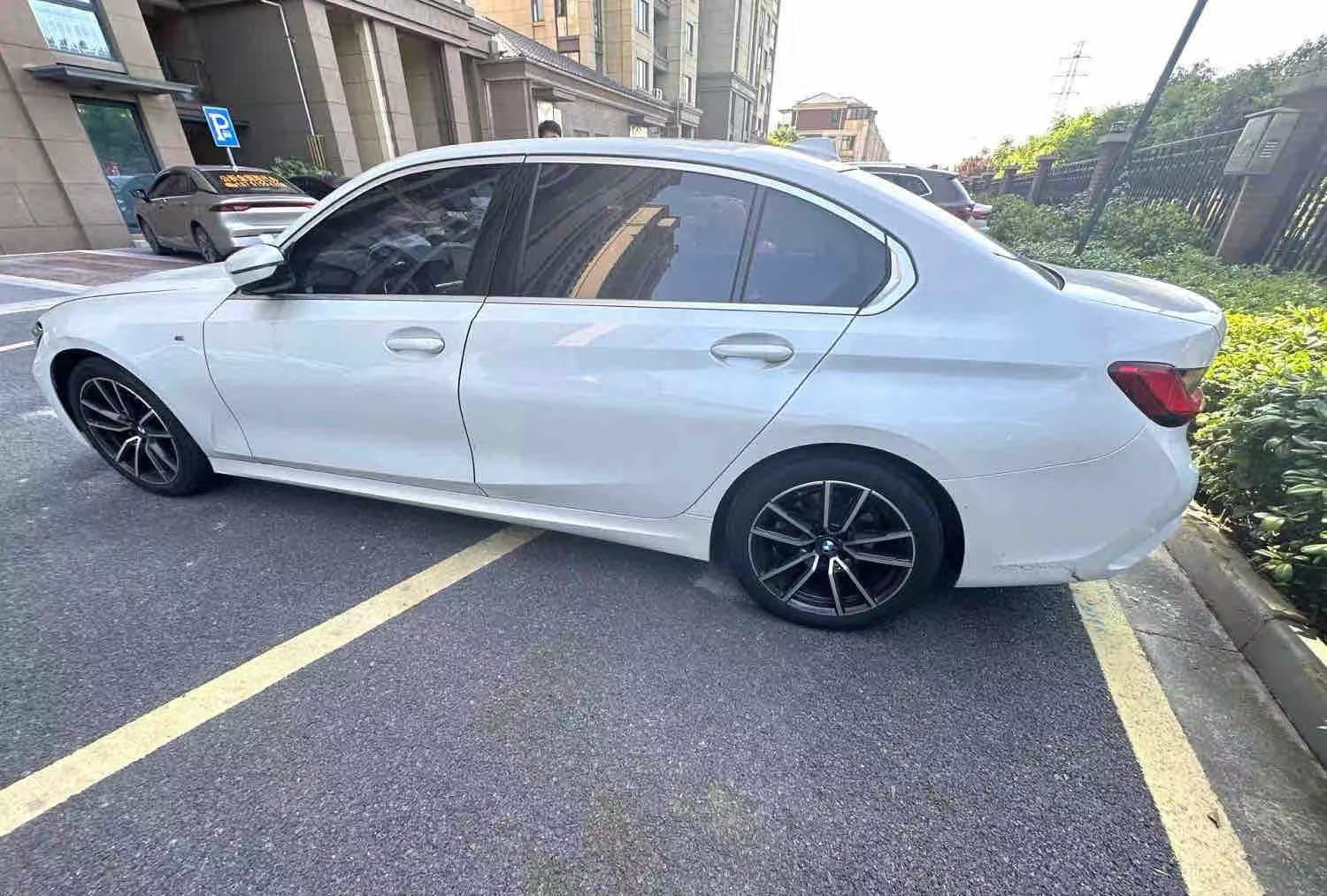 BMW 3 Series 2021 #4 BMW 3 Series 2021 car image #4