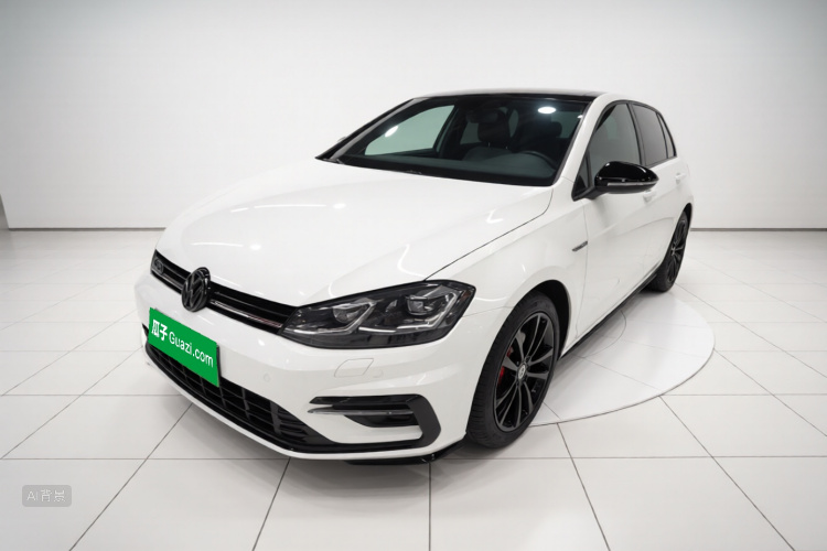 Volkswagen Golf 2020 car image #2