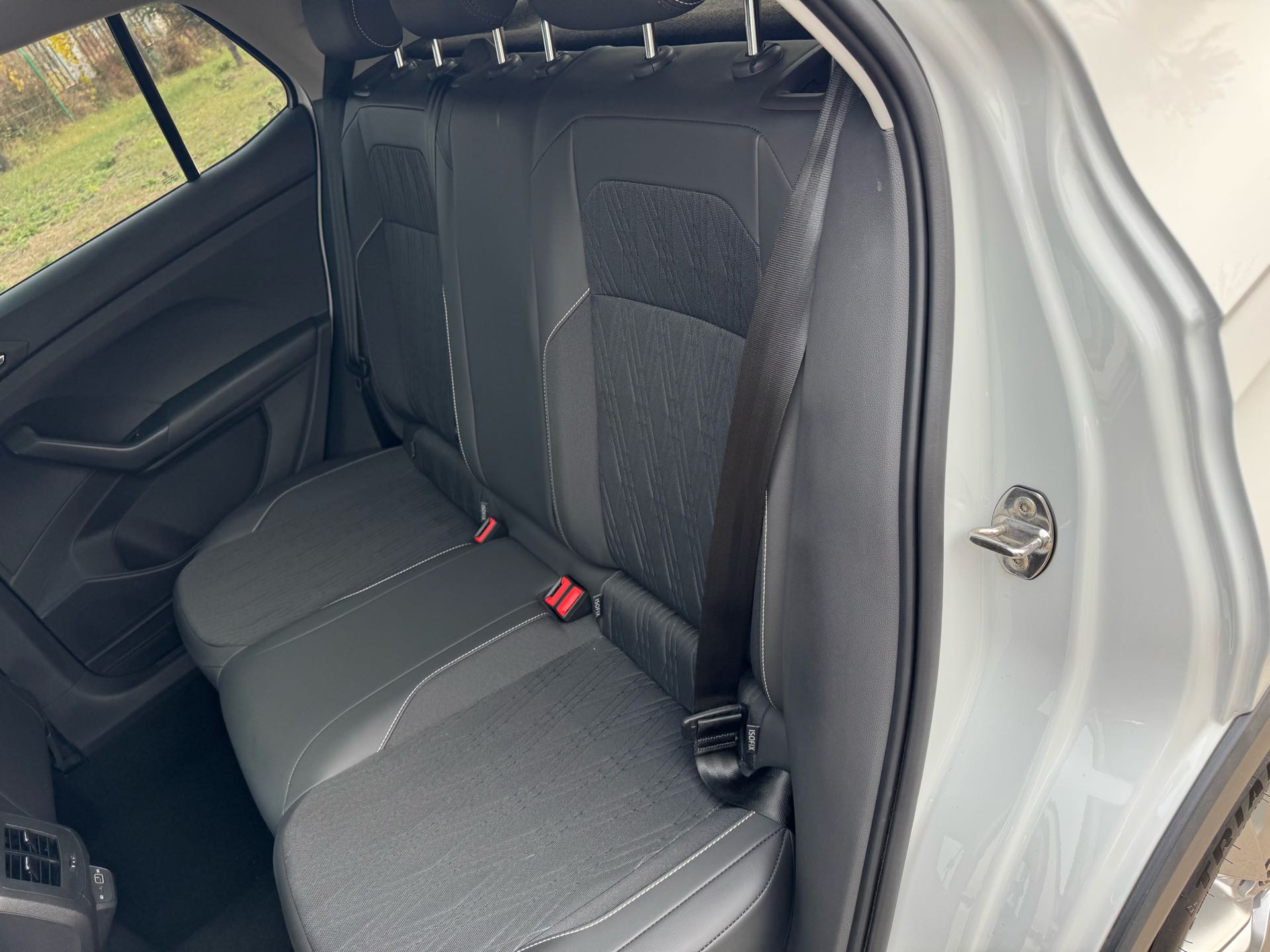 Volkswagen T-Cross 2023 car image #10