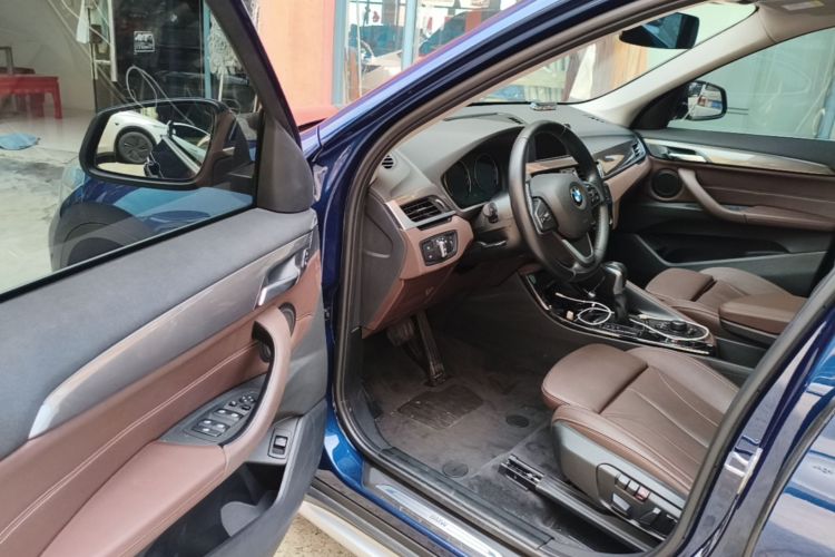 BMW X1 2019 car image #16