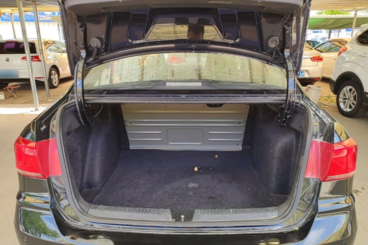 Volkswagen Santana 2018 #19 Volkswagen Santana 2018 car image #19
