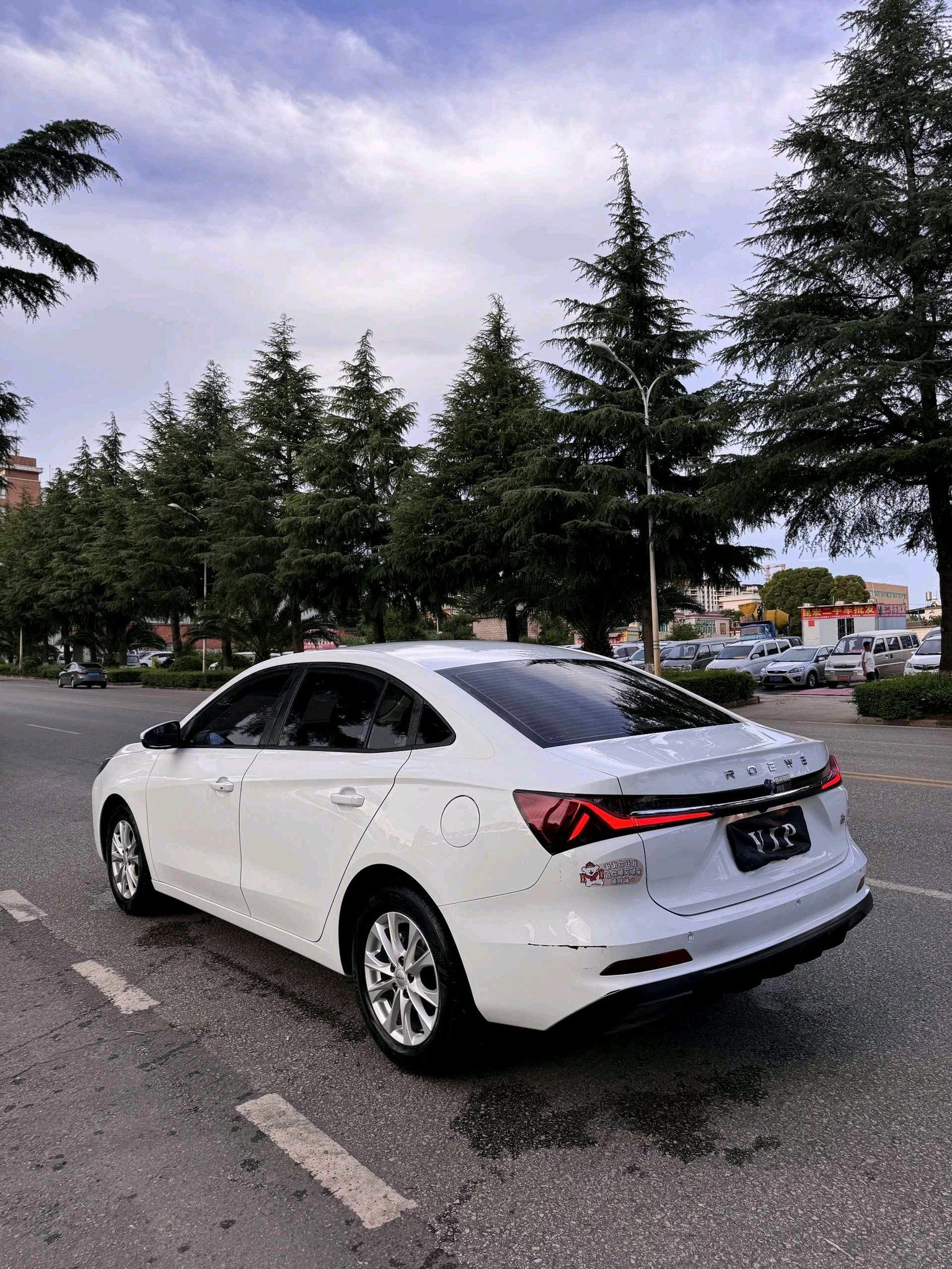 Roewe i5 2025 #7 Roewe i5 2025 car image #7