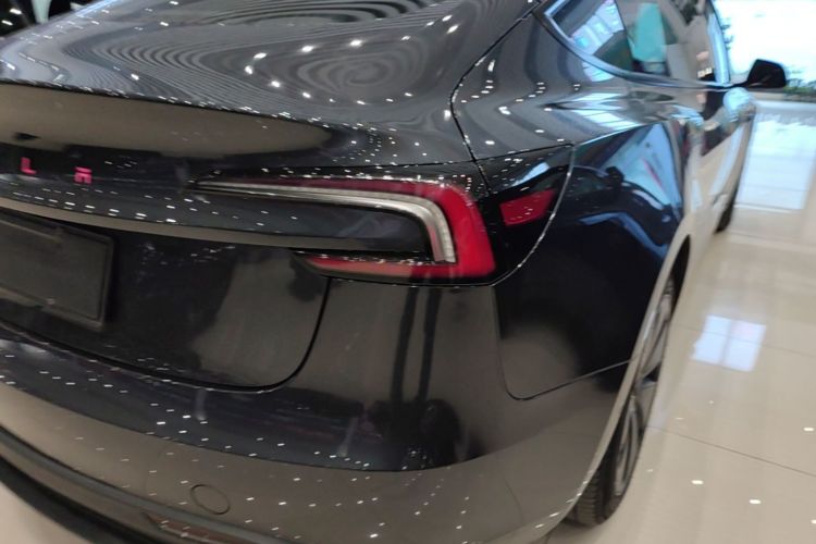 Tesla Model 3 2024 #8 Tesla Model 3 2024 car image #8