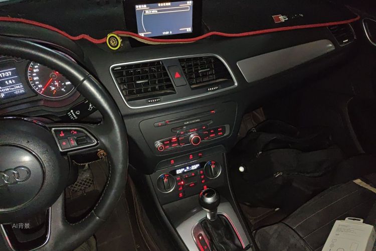 Audi Q3 2018 #15 Audi Q3 2018 car image #15