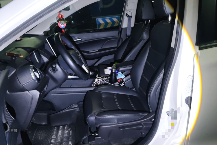 BYD Yuan New Energy 2019 immagine di auto #17