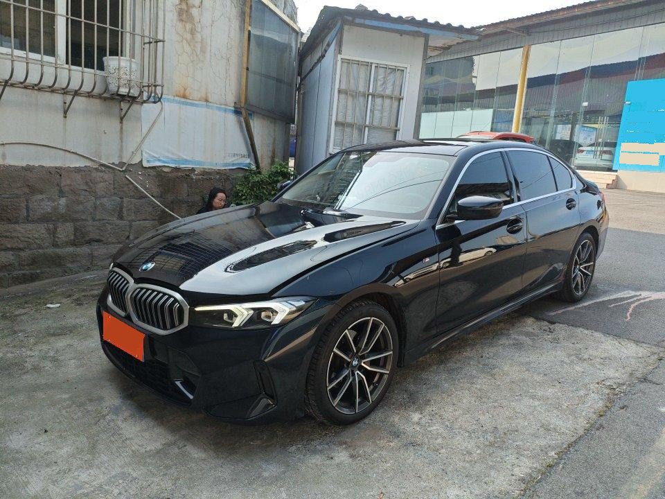 BMW 3 Series 2023 BMW 3 Series 2023 car image