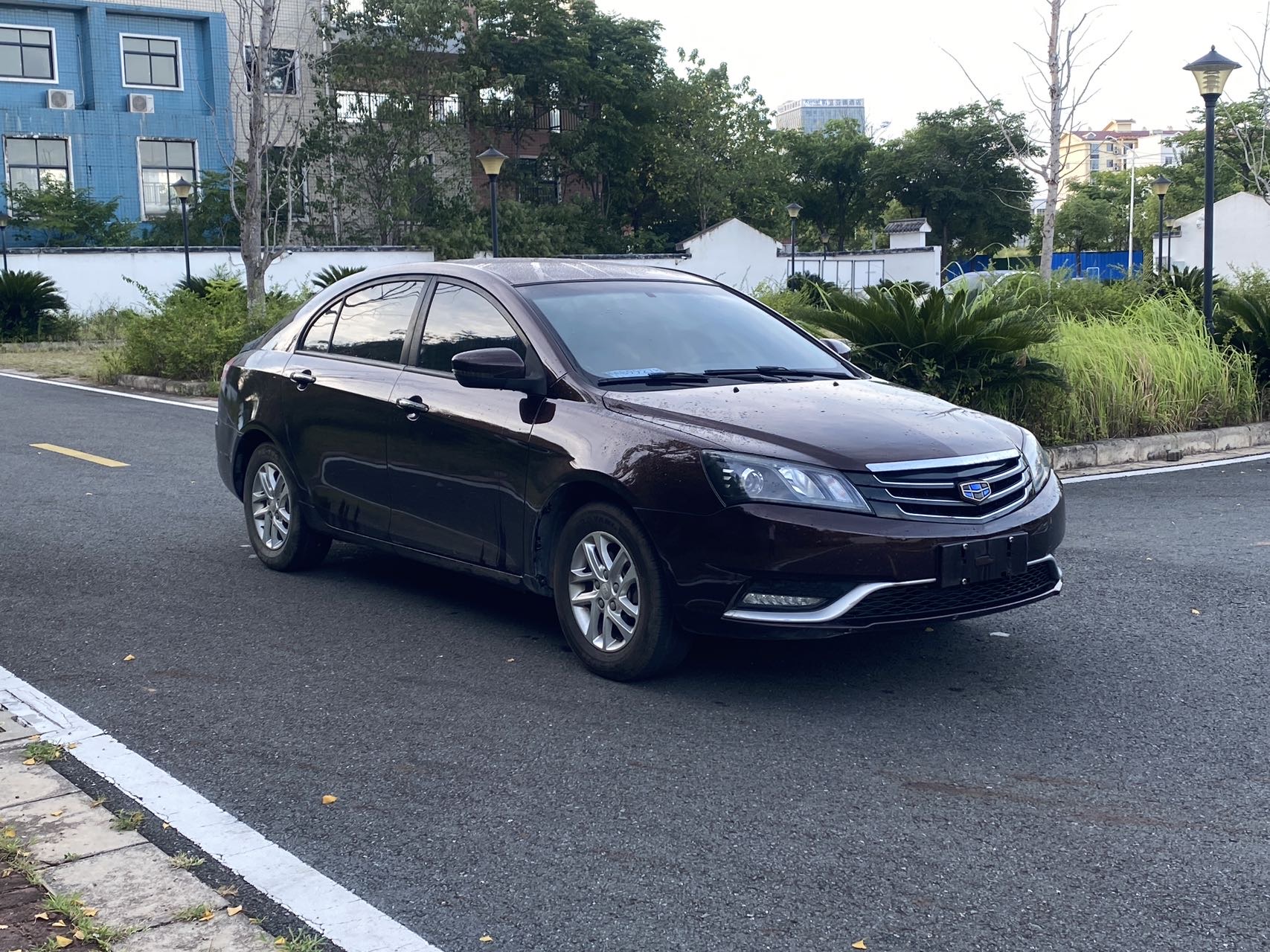 GEELY Emgrand 2016 #3 GEELY Emgrand 2016 car image #3