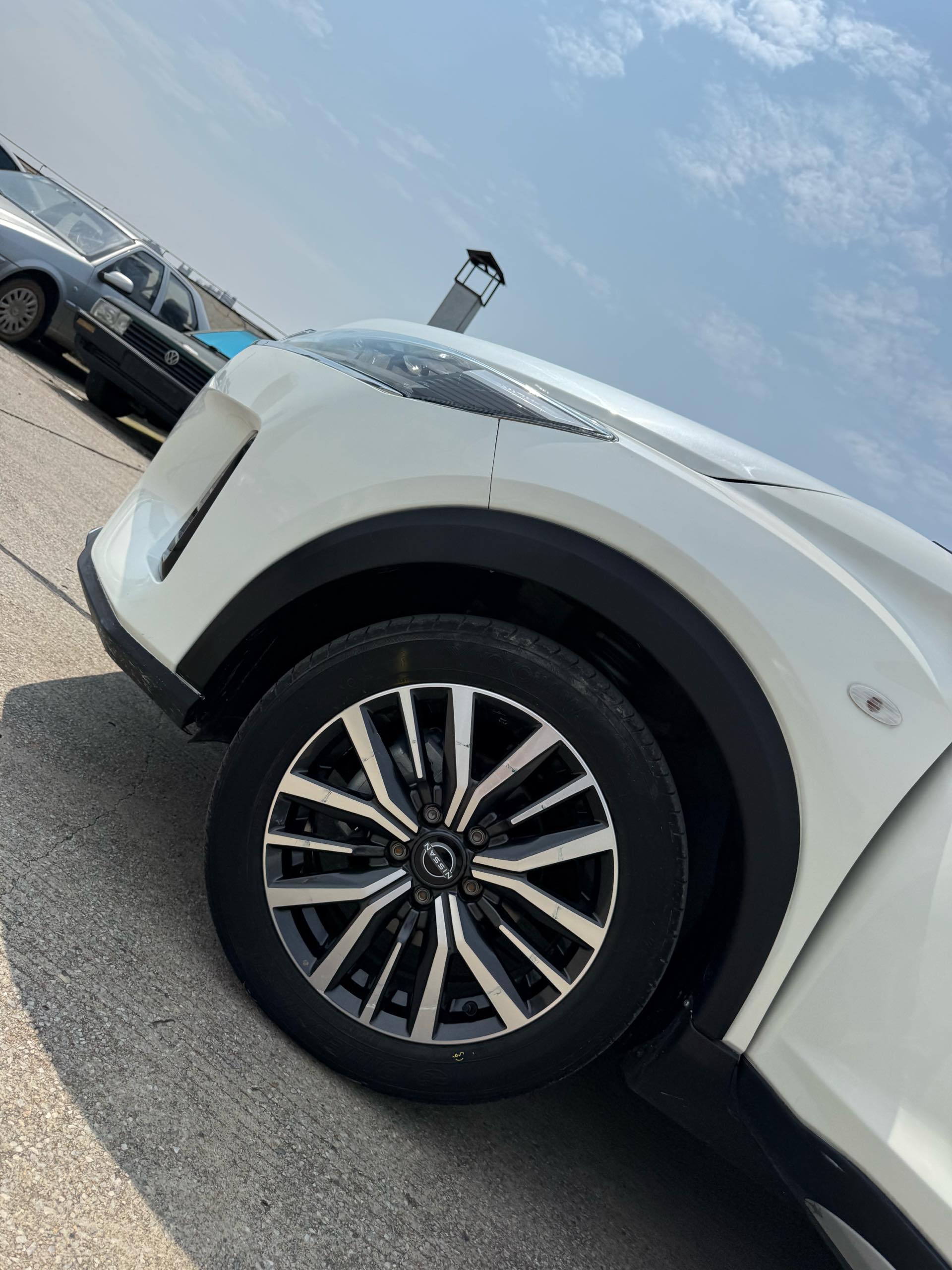 Nissan Kicks 2023 car image #13