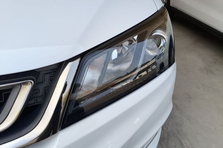 GEELY Emgrand 2017 car image #23