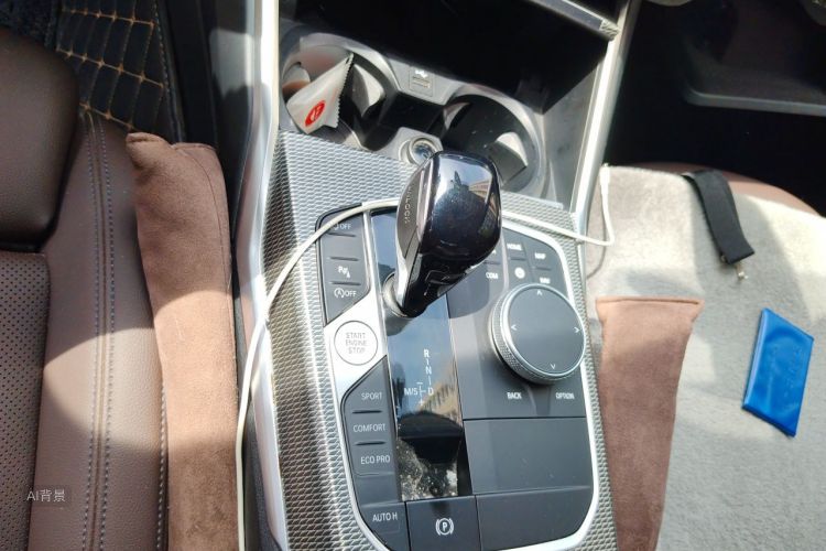 BMW 3 Series 2021 car image #16