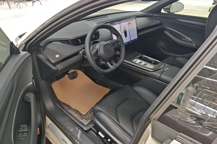 MI SU7 2025 car image #12