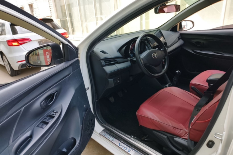 Toyota Vios 2017 #12 Toyota Vios 2017 car image #12