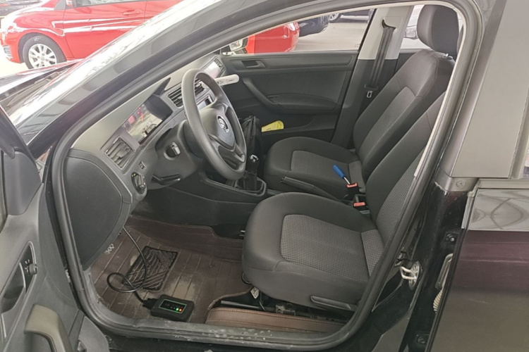 Volkswagen Santana 2018 #16 Volkswagen Santana 2018 car image #16
