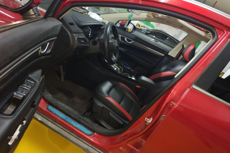 GEELY Emgrand GS 2020 car image #18