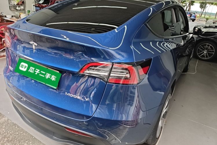 Tesla Model Y 2021 #7 Tesla Model Y 2021 car image #7