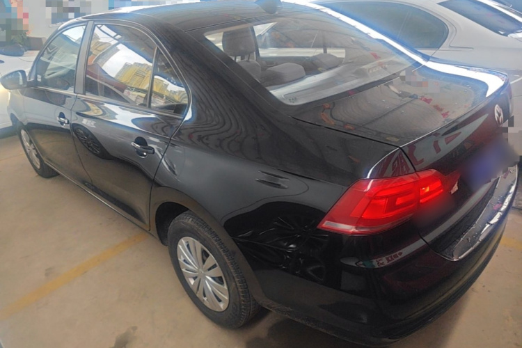 Volkswagen Santana 2018 car image #5