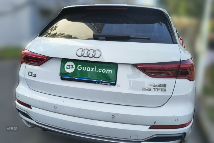 Audi Q3 2020 car image #6