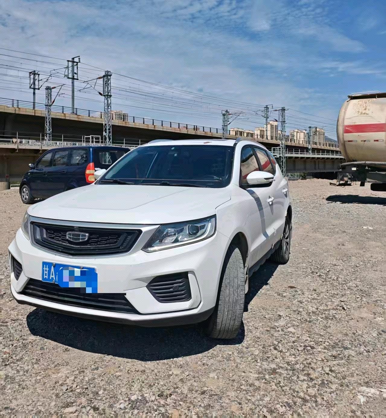 GEELY Vision X6 2021 car image 